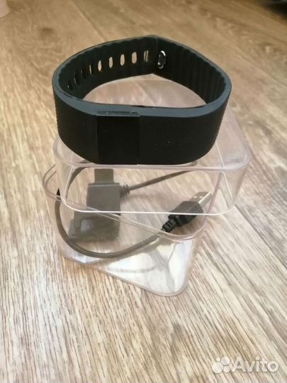 Фитнес трекер