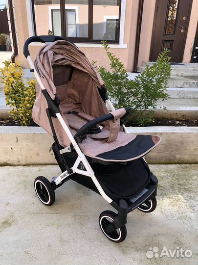 Прогулочная коляска прокат