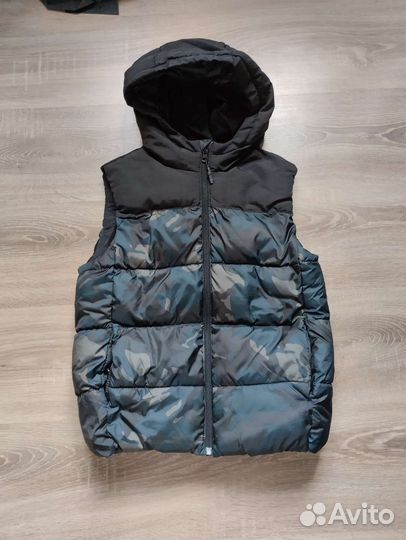 Жилет утеплённый на мальчика р. 152