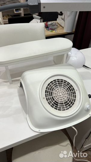 Вытяжка маникюрная Григорий Федотов