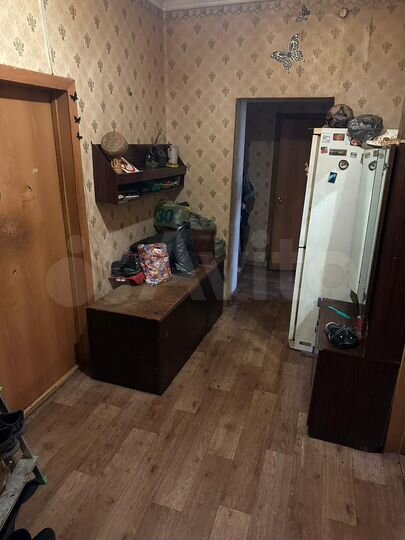 Комната 12 м² в 3-к., 1/3 эт.