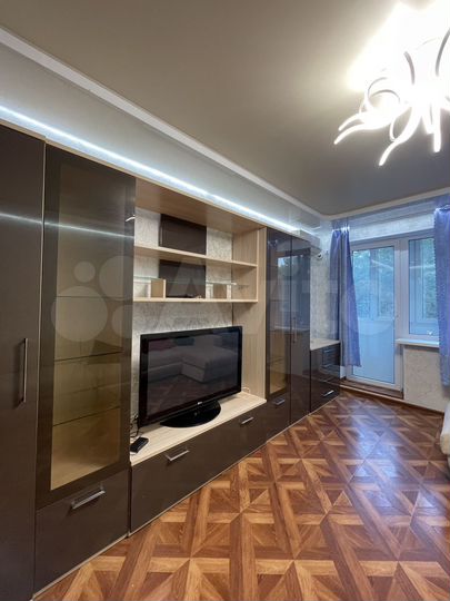 2-к. квартира, 50 м², 3/9 эт.