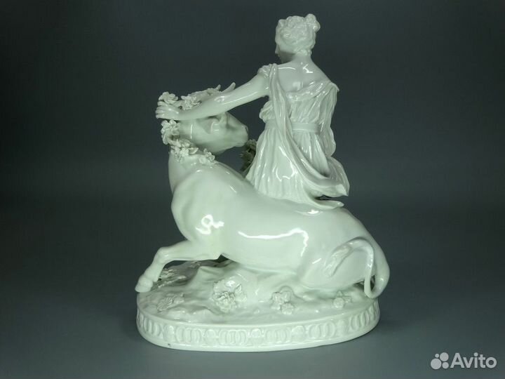 Фарфоровая статуэтка,Volkstedt,Герамания