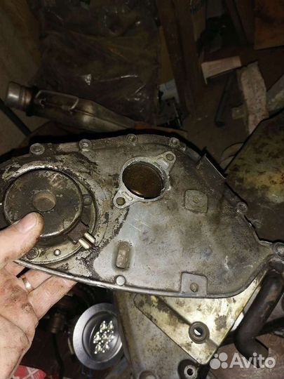 Клапанная крышка Mercedes двс m111