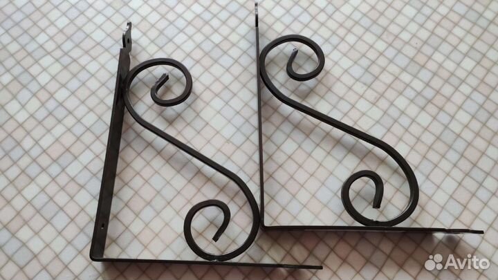 Уголки для полки