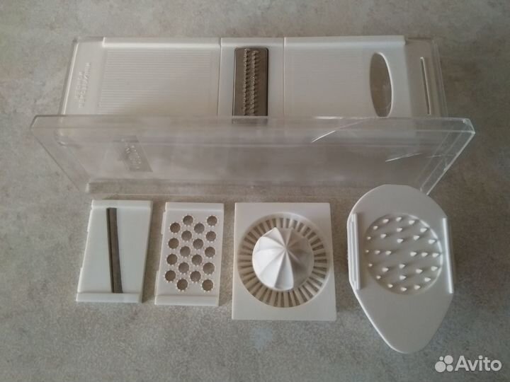 Многофункциональная терка-овощерезка с контейнером