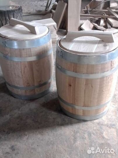 Бочка деревянная