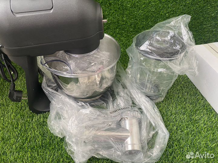 Кухонная машина Redmond RKM-4021