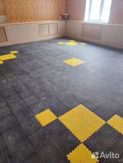 Модульное напольное покрытие для гаража