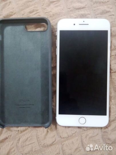 iPhone 8 Plus, 64 ГБ