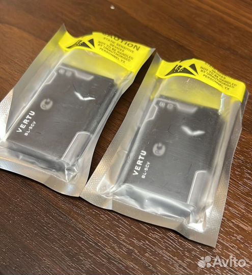 Vertu Constellation, Signature S.новый аккумулятор