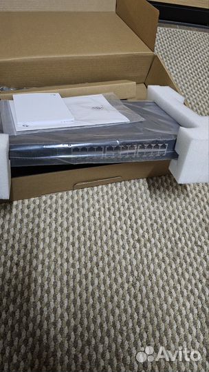 Коммутатор TP-Link TL-SG2428P JetStream 28-портов