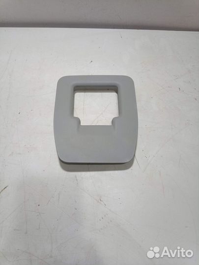 Накладка ремня безопасности задняя правая RAV4 40