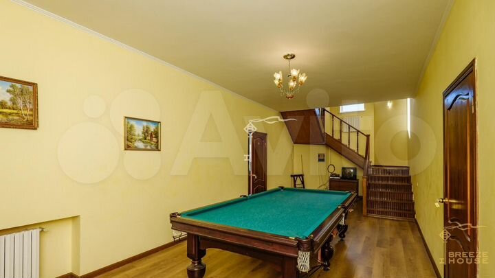 Дом 286 м² на участке 6 сот.