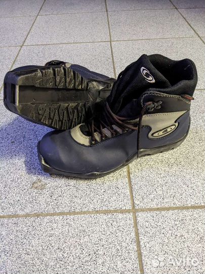 Лыжные ботинки salomon 41EUR 26см