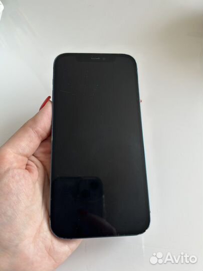 Apple iPhone 12
