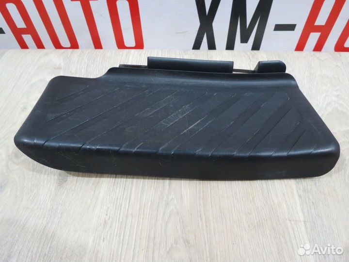 Накладка под ногу Skoda Octavia A7