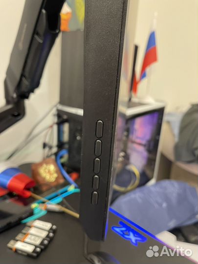 Монитор Philips 243v7