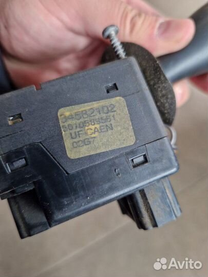 Подрулевой переключатель света Renault Premium