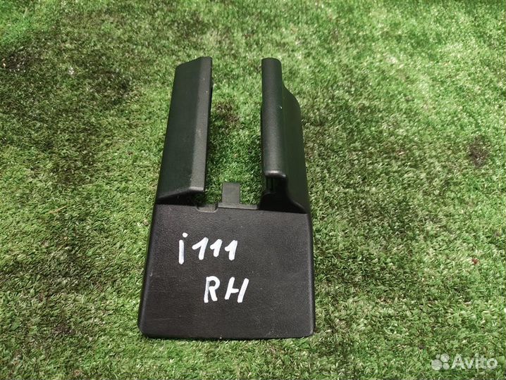 Накладка салазок сиденья Mercedes Benz ML W164 20