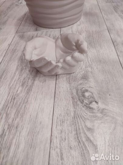 Гипсовое кашпо Рука Давида