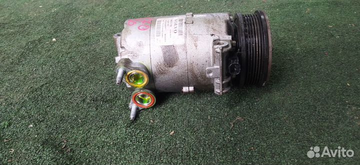 Компрессор кондиционера Volvo V70 B4204T7 2011