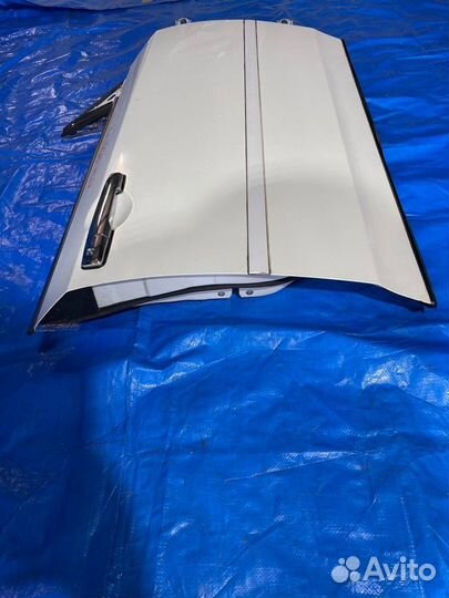 Дверь боковая передняя правая Nissan Cedric HY34