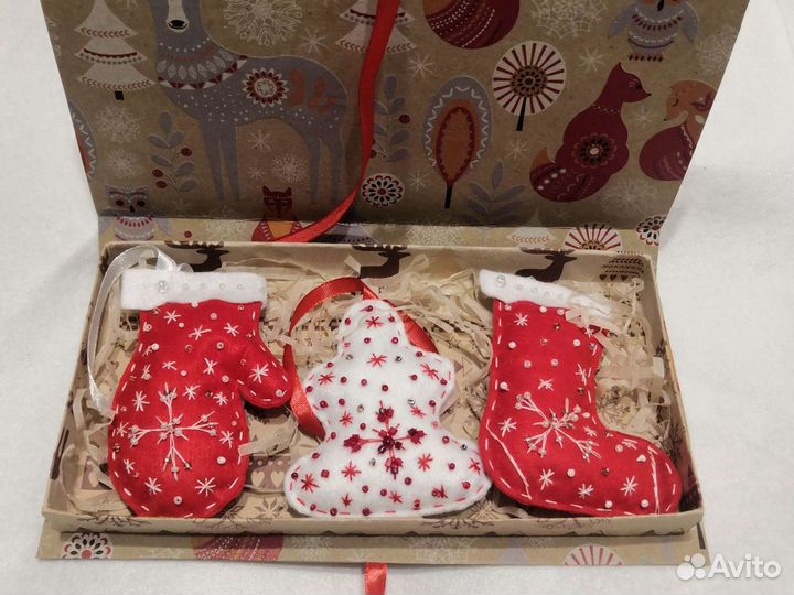 Новогодние игрушки из фетра на ёлку