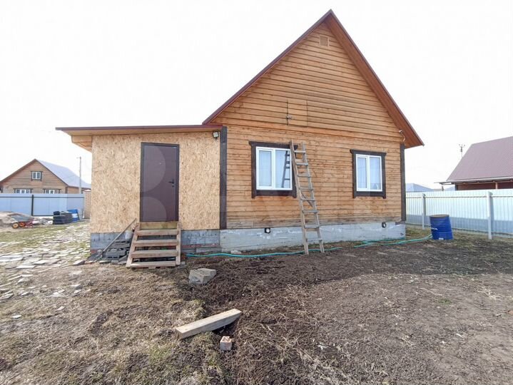 Дом 65 м² на участке 7,5 сот.