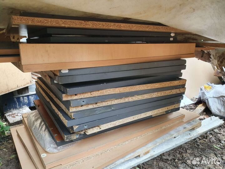 Тумба с выдвижными ящиками под ремонт