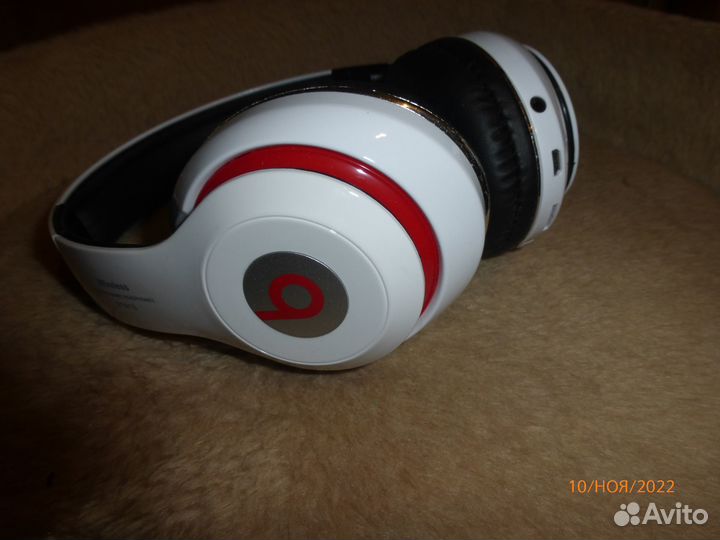 Беспроводные наушники