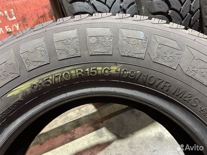 Vredestein ComTrac All Season 215/70 R15C