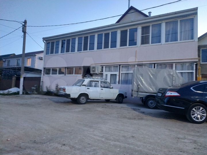 Гостиница, 200 м²