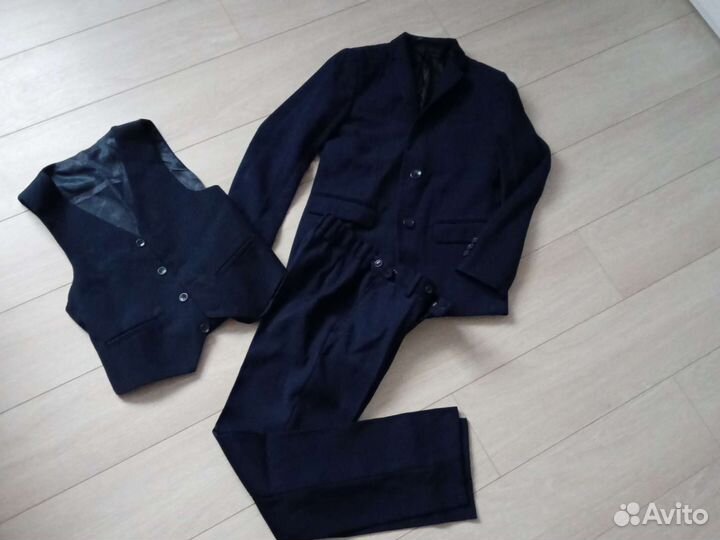 Школьный костюм 140