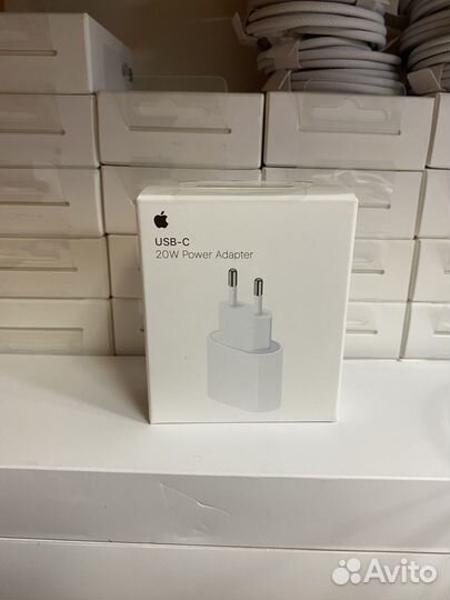 Apple USB-C Power Adapter 20W / Зарядка для iPhone