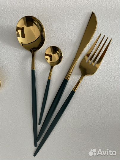 Набор 16 предметов 4 персоны столовых приборов