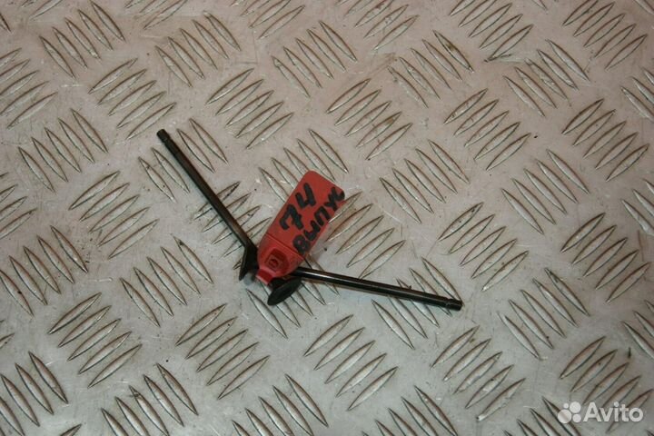 Клапан выпускной Suzuki VS400F Intruder, VK51A