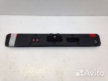 Обшивка крышки багажника