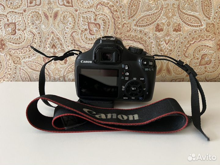 Зеркальный фотоаппарат canon 1100d