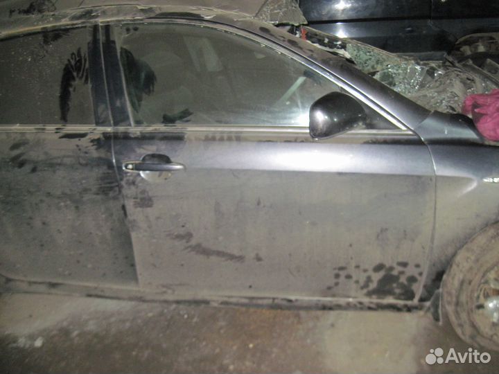 Передняя правая дверь тойота камри 40