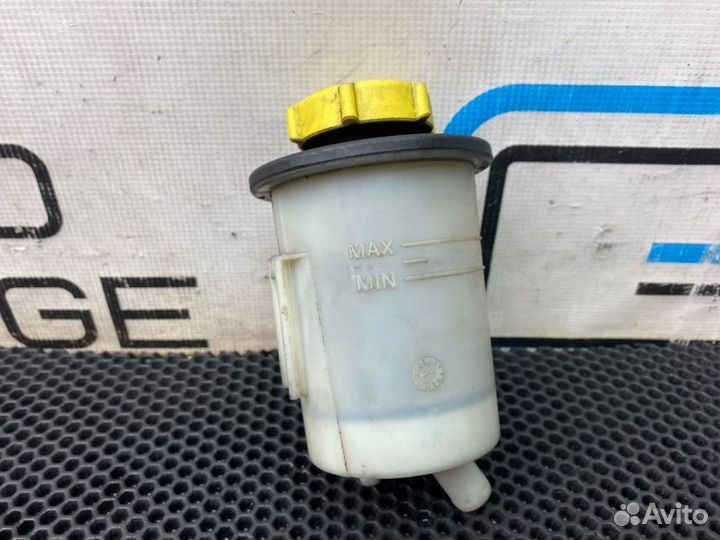 Бачок гур Land Rover Range Rover Sport L320 276DT