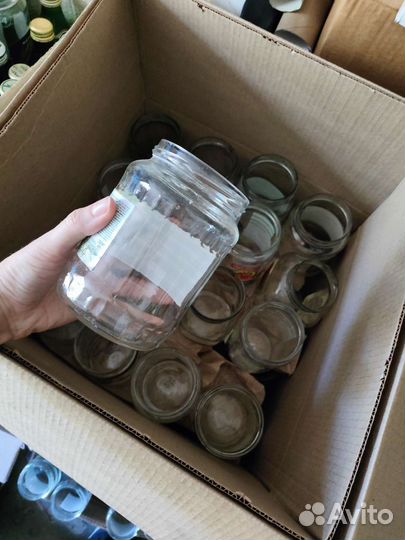 Банка стекло 0,7 и 0,9 с резьбой