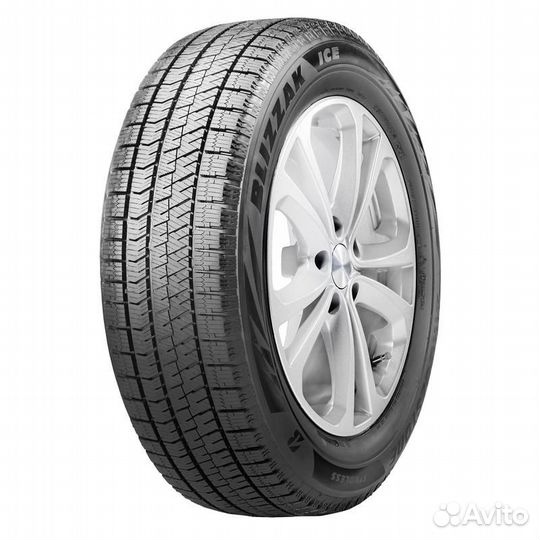 Bridgestone Blizzak Ice 225/45 R17