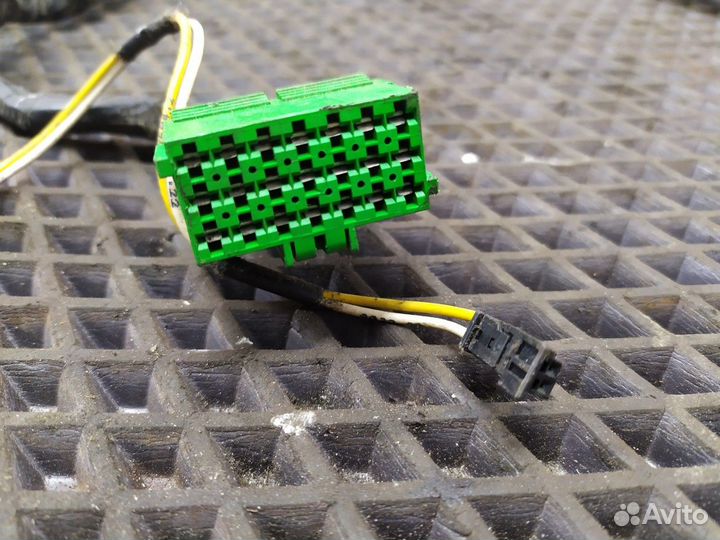 Проводка левой двери (коса) Daf XF105