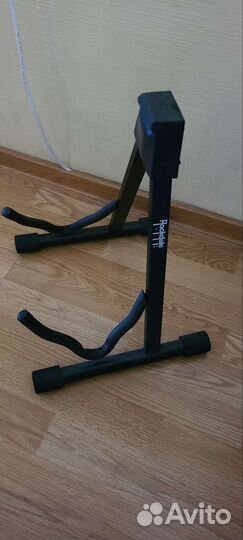 Стойка для гитары Rockdale