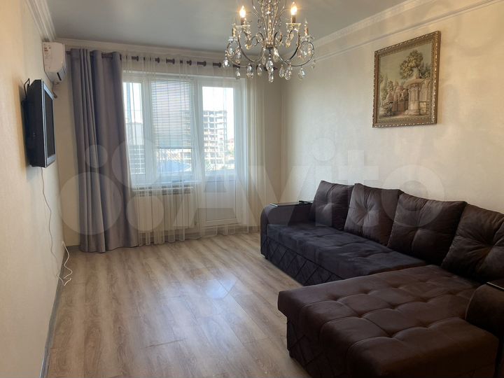 2-к. квартира, 50 м², 6/10 эт.