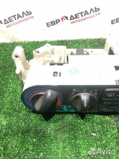 Блок управления отопителем Nissan Almera N16 седан