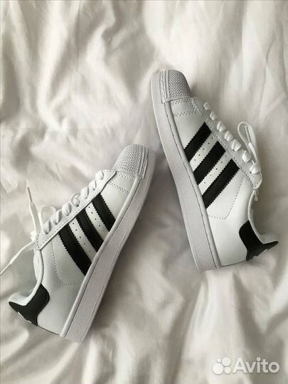 Кроссовки adidas superstar белые