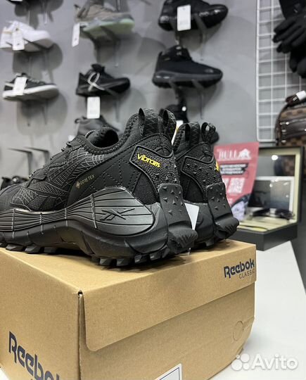 Зимние кроссовки Reebok 41-44 термо