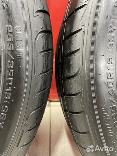 Goodyear Eagle F1 Asymmetric 3 225/40 R19 и 255/35 R19 93Y